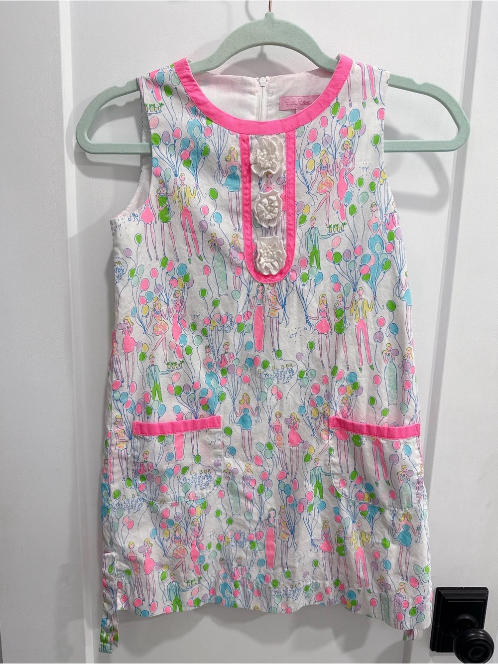 Lilly Pulitzer GIRL 10YOUTH Holy Grail POP
Dress Balloons Celebration Holy Grail